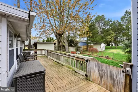 Exterior - 13535 Tabscott Dr, Chantilly, VA 20151 photo 3 of 6