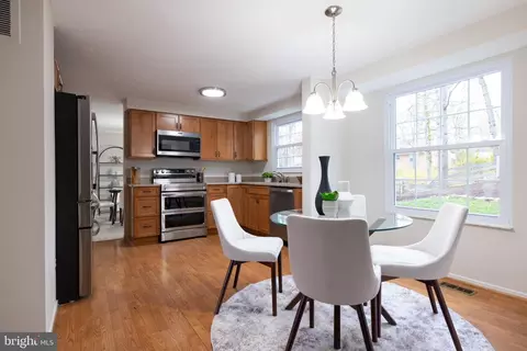 Dining - 5755 Heming Ave, Springfield, VA 22151 photo 4 of 7