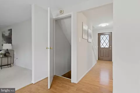 Entry Way - 5755 Heming Ave, Springfield, VA 22151 photo 8 of 9