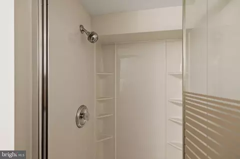 Bath - 5755 Heming Ave, Springfield, VA 22151 photo 9 of 10