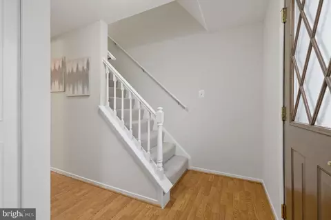 Entry Way - 5755 Heming Ave, Springfield, VA 22151 photo 2 of 9