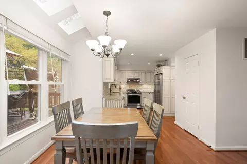 Dining - 1232 Bishopsgate Way, Reston, VA 20194 photo 5 of 5