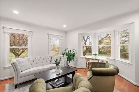 Living - 1232 Bishopsgate Way, Reston, VA 20194 photo 2 of 5