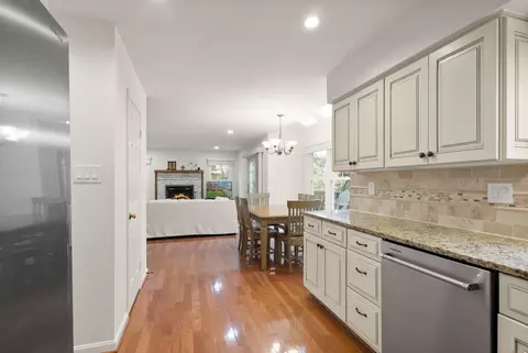 Kitchen - 1232 Bishopsgate Way, Reston, VA 20194 photo 4 of 6