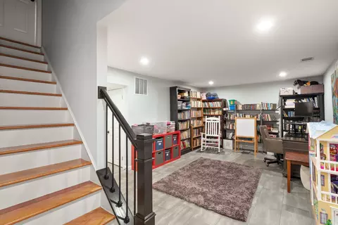 Entry Way - 1232 Bishopsgate Way, Reston, VA 20194 photo 5 of 12
