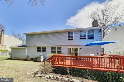 Exterior - 8404 Chillum Ct, Springfield, VA 22153 photo 7 of 10