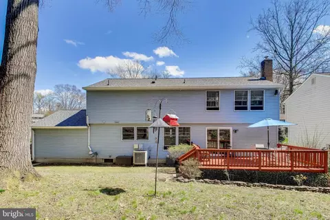 Exterior - 8404 Chillum Ct, Springfield, VA 22153 photo 6 of 10