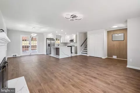 6301 Julian St, Springfield, VA 22150 photo 11