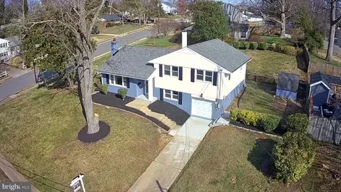6301 Julian St, Springfield, VA 22150 photo 5