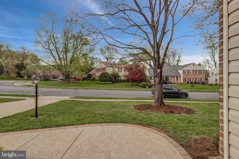 Exterior - 8619 Nanlee Dr, Springfield, VA 22152 photo 5 of 13