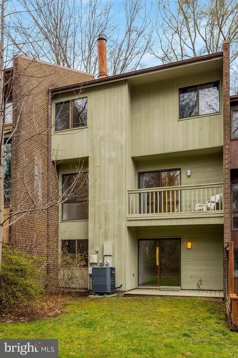 1752 Wainwright Dr, Reston, VA 20190 photo 51