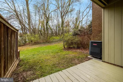 1752 Wainwright Dr, Reston, VA 20190 photo 41