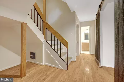 1752 Wainwright Dr, Reston, VA 20190 photo 37