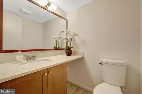 1752 Wainwright Dr, Reston, VA 20190 photo 19