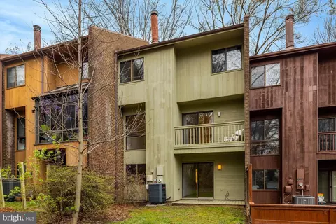 1752 Wainwright Dr, Reston, VA 20190 photo 50