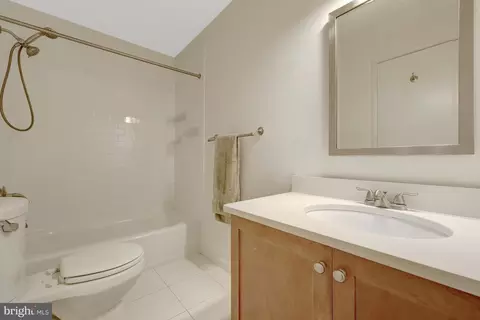 1752 Wainwright Dr, Reston, VA 20190 photo 45
