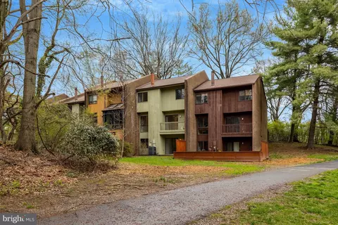 1752 Wainwright Dr, Reston, VA 20190 photo 49