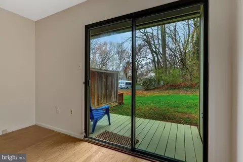 1752 Wainwright Dr, Reston, VA 20190 photo 40