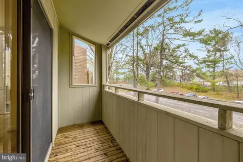 1752 Wainwright Dr, Reston, VA 20190 photo 24