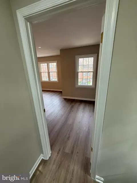 Entry Way - 7753 Shootingstar Dr, Springfield, VA 22152 photo 5 of 9