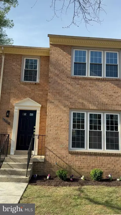Exterior - 7753 Shootingstar Dr, Springfield, VA 22152 photo 3 of 13