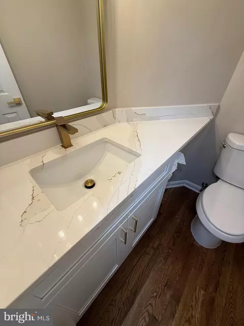 Bath - 7753 Shootingstar Dr, Springfield, VA 22152 photo 1 of 15