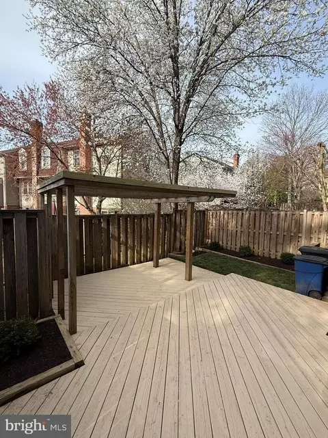 Exterior - 7753 Shootingstar Dr, Springfield, VA 22152 photo 12 of 13