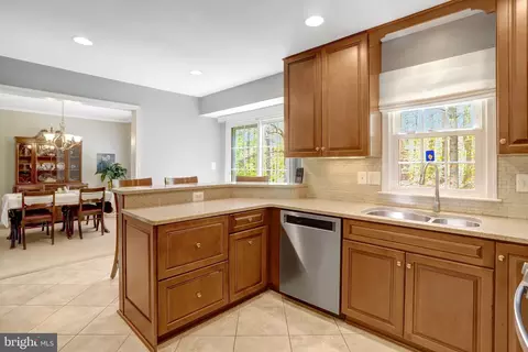 Kitchen - 8723 Cuttermill Pl, Springfield, VA 22153 photo 3 of 3