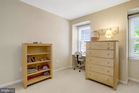 Bedroom - 8723 Cuttermill Pl, Springfield, VA 22153 photo 5 of 11