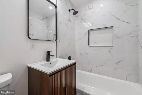 Bath - 6815 Rolling Rd, Springfield, VA 22152 photo 2 of 2