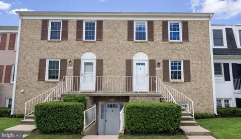 14459 Cool Oak Ln #38C, Centreville, VA 20121