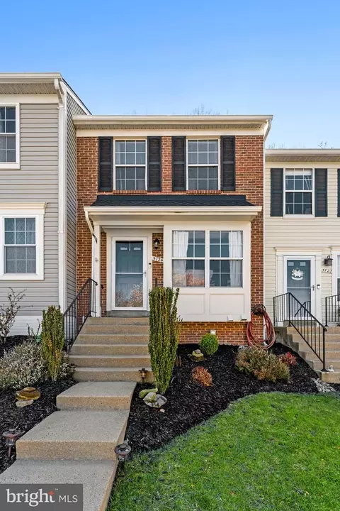 5724 Osprey Ct, Clifton, VA 20124