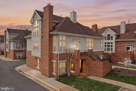 7023 A Haycock Rd, Falls Church, VA 22043