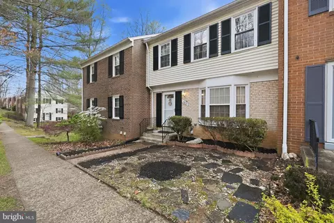 Exterior - 5672 Kirkham Ct, Springfield, VA 22151 photo 2 of 3