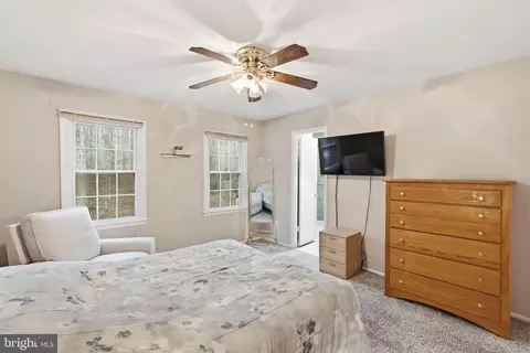 Bedroom - 5672 Kirkham Ct, Springfield, VA 22151 photo 2 of 5
