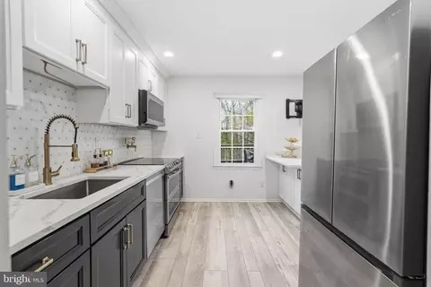 Kitchen - 5672 Kirkham Ct, Springfield, VA 22151 photo 1 of 6