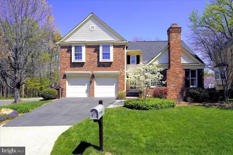 7801 Blue Jasmine Ct, Springfield, VA 22153