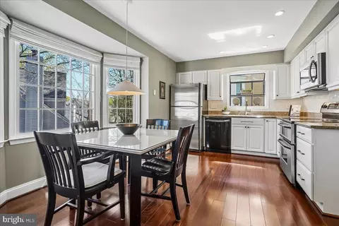 7801 Blue Jasmine Ct, Springfield, VA 22153 photo 15
