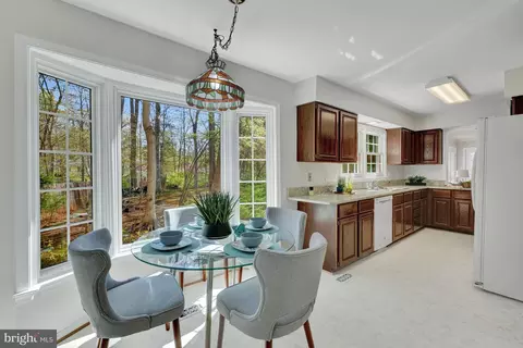 6516 Anna Maria Ct, Mclean, VA 22101 photo 10