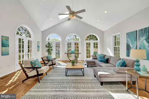 6516 Anna Maria Ct, Mclean, VA 22101 photo 17