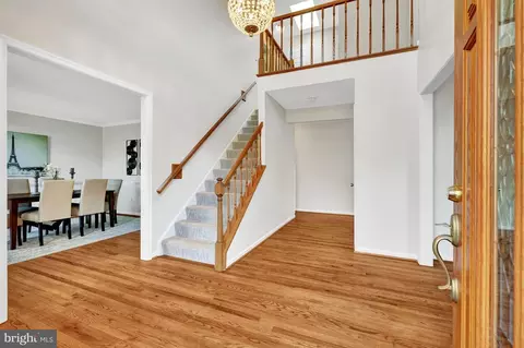 6516 Anna Maria Ct, Mclean, VA 22101 photo 4