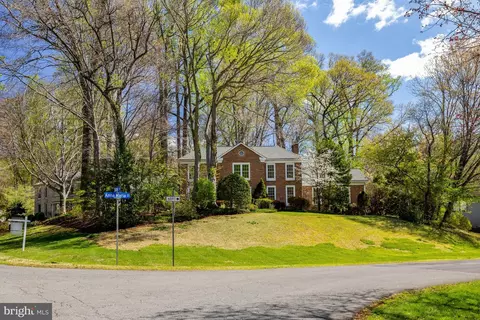 6516 Anna Maria Ct, Mclean, VA 22101 photo 3