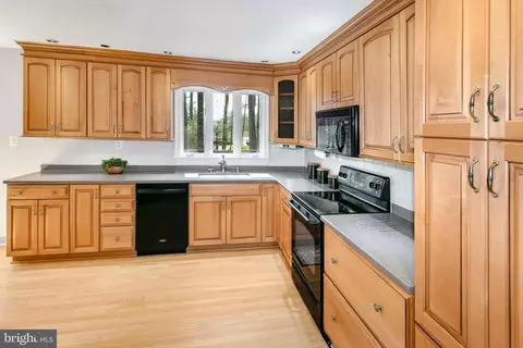 Kitchen - 12415 Caisson Rd, Fairfax, VA 22030 photo 1 of 2