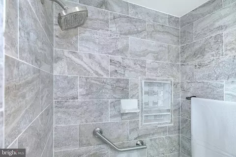 Bath - 12415 Caisson Rd, Fairfax, VA 22030 photo 2 of 4