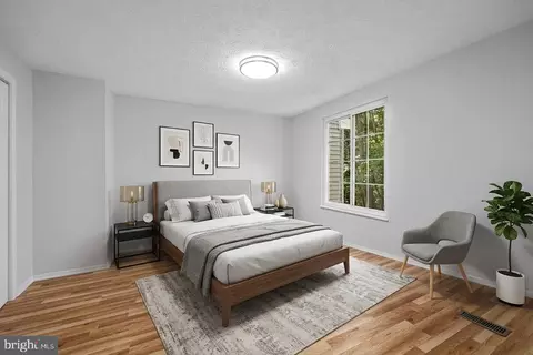 Bedroom - 1632 Barnstead Dr, Reston, VA 20194 photo 1 of 4
