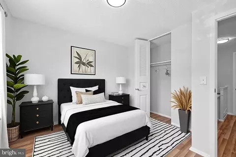 Bedroom - 1632 Barnstead Dr, Reston, VA 20194 photo 3 of 4