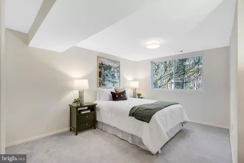 Bedroom - 6107 Lundy Pl, Burke, VA 22015 photo 12 of 14
