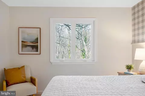 Bedroom - 6107 Lundy Pl, Burke, VA 22015 photo 8 of 14