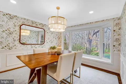Dining - 6107 Lundy Pl, Burke, VA 22015 photo 3 of 4