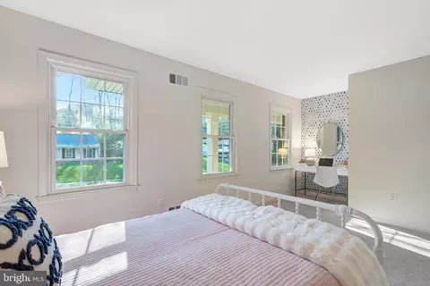 Bedroom - 6107 Lundy Pl, Burke, VA 22015 photo 6 of 14